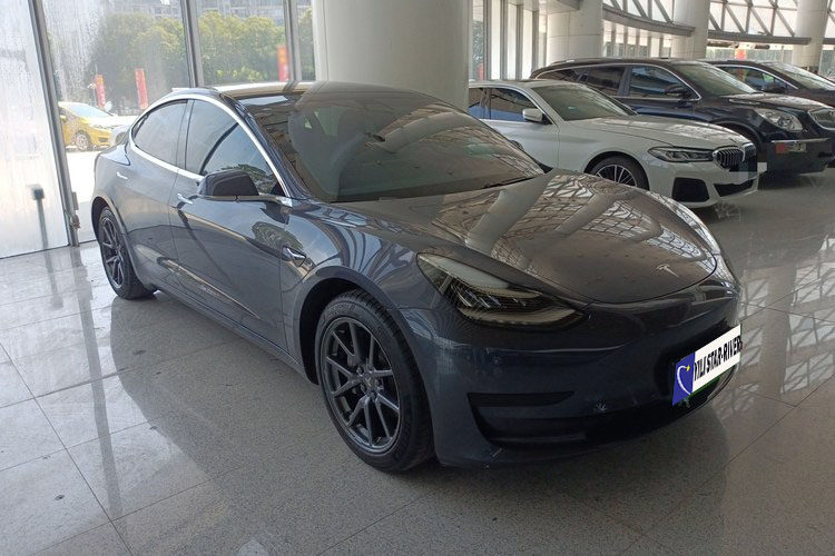 Tesla Model 3 2020 468km